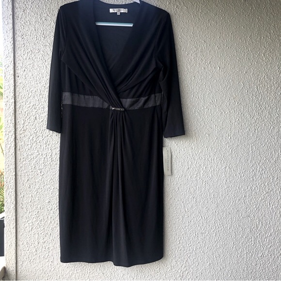 Evan-Picone Black V-Neck Dress gathers in the front size  14 NWT - Picture 1 of 13
